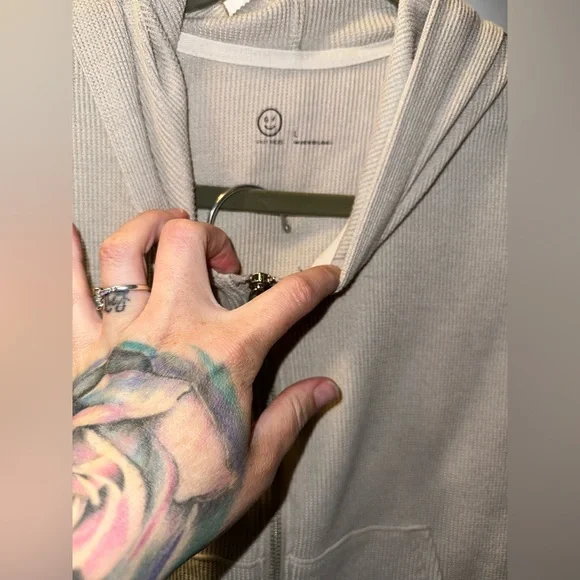 Hollister Gilly Hicks Cosy Waffle Zip-up Set - Picture 6 of 7